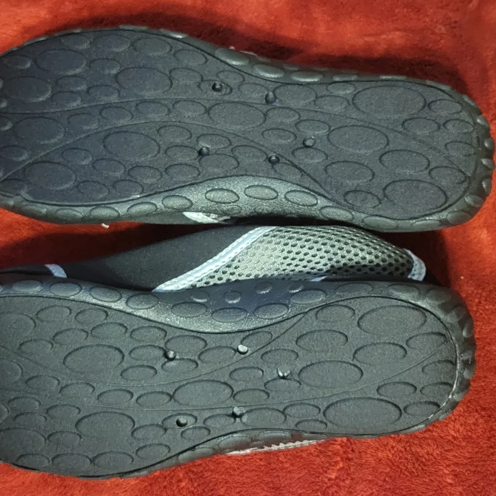 Sun& Sky Men's Black Water (Aqua) Shoes, New With Tags - Picture 4 of 5